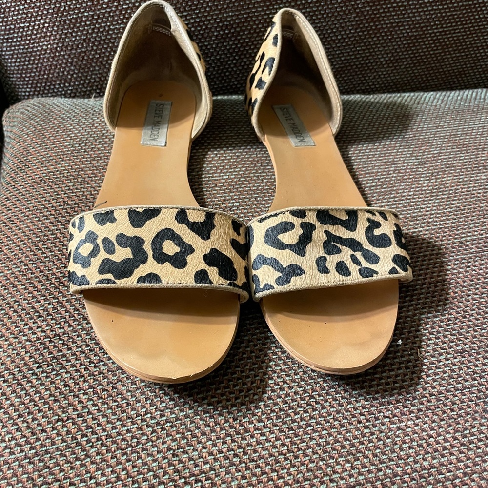 Steve Madden Leopard Sandals Size 8.5 Real Fur. Good used condition.